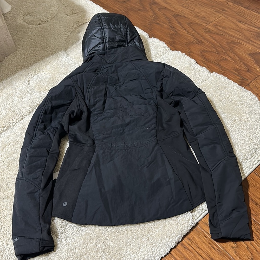 Lululemon Jacket - Picture 4 of 7
